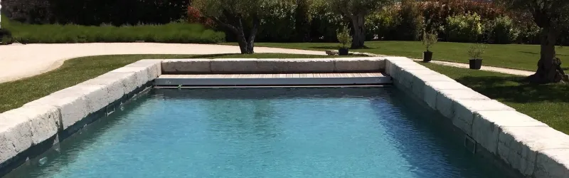 Entretenir sa piscine à Pertuis et ses environs